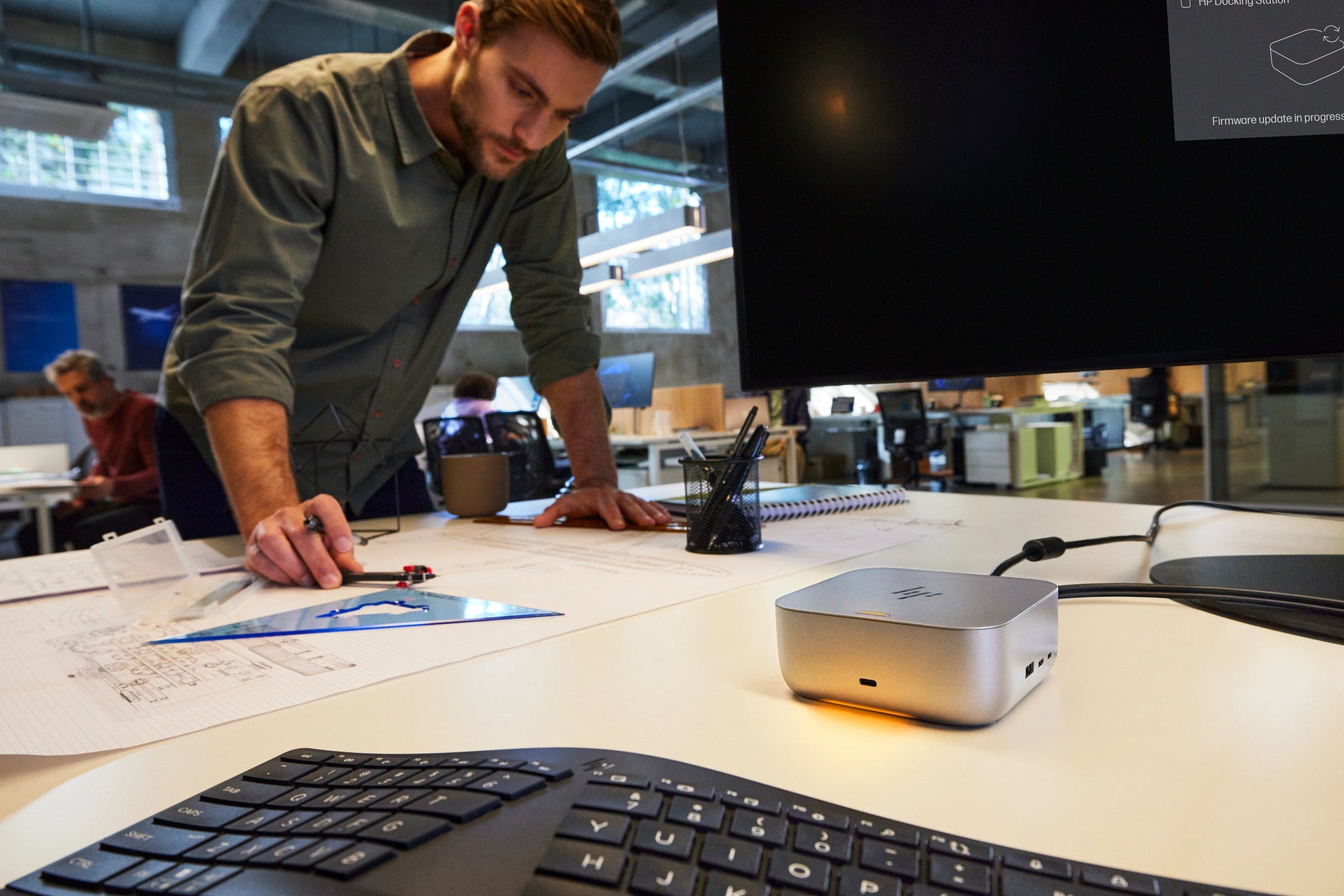 HP G6 Dockingstation – Thunderbolt 4, 2× DP, 1× HDMI, 5× USB-A, 3× USB-C, 280 W PD, für Windows/Mac/ChromeOS