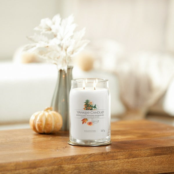 Yankee Candle Signature Woodland Weekend Memories – Duftkerze, Grosses Glas, 90 h