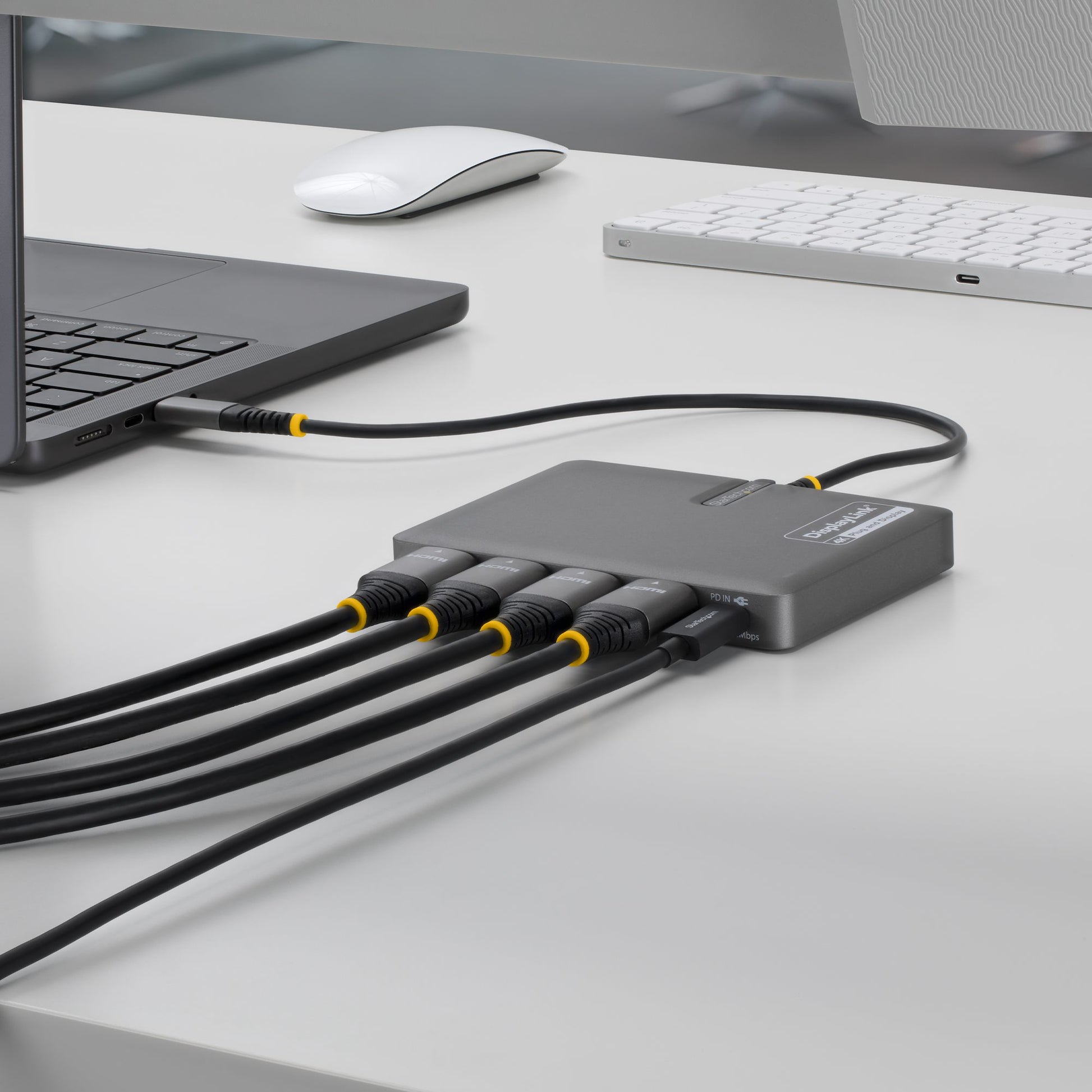 StarTech.com QUAD-USB-HDMI-ADAPT USB-C zu 4× HDMI Adapter – 4K (3840 × 2160) @ 60 Hz, USB 3.2 Gen 1