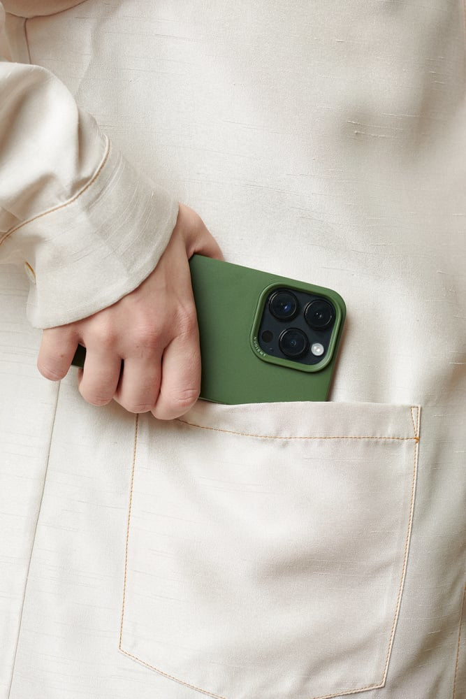 Nudient – Backcover – für Apple iPhone 14 Pro – Pine Green – Recycelbarer Kunststoff, MagSafe-kompatibel