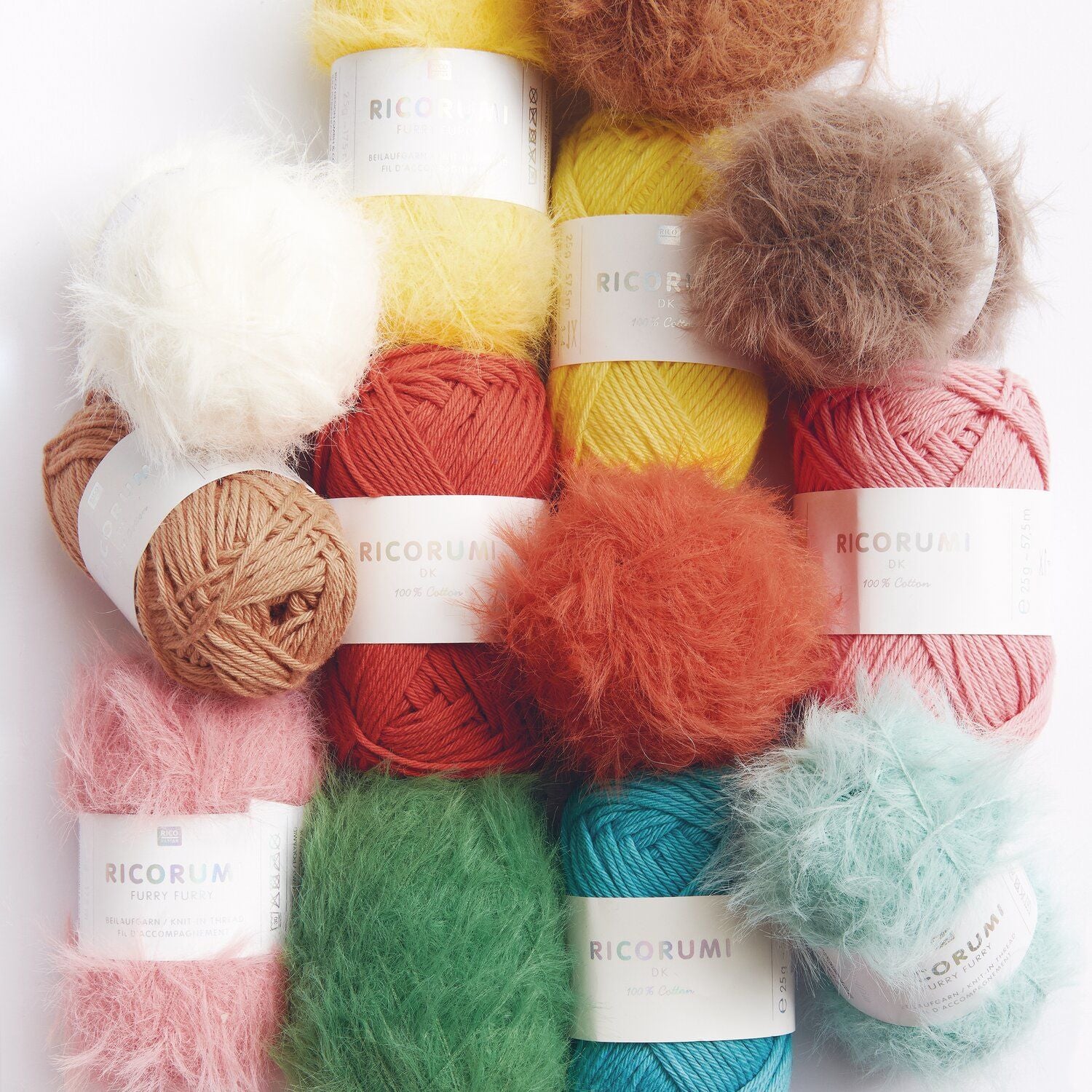Rico Design Ricorumi Furry Furry Garn Koralle – Polyamid, 25 g, 175 m, Nadel 4 mm, 1 Stk.