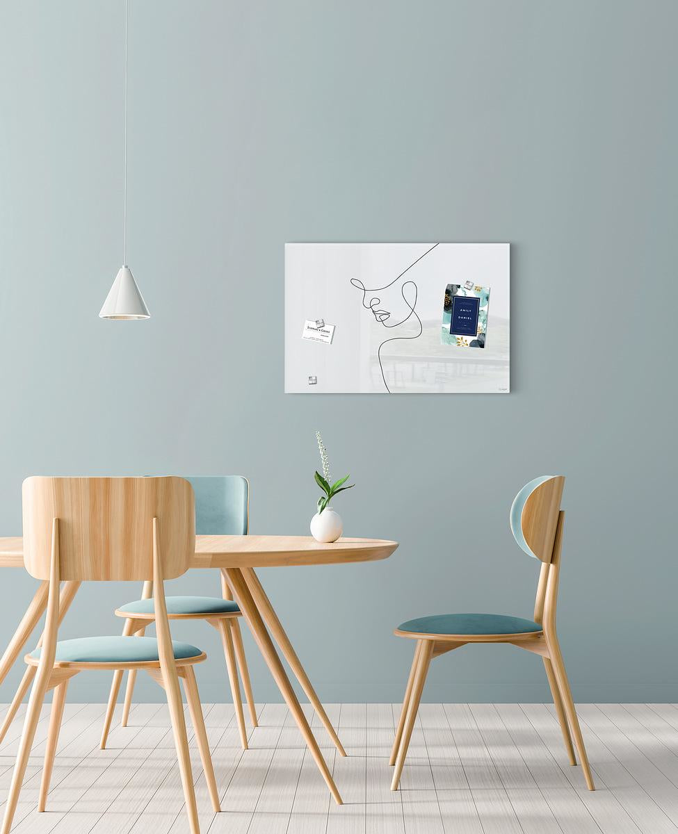 Sigel Whiteboard – 60 × 40 cm, Glas, magnetisch, Wandmontage, inkl. Magnetwürfel, Montagesatz