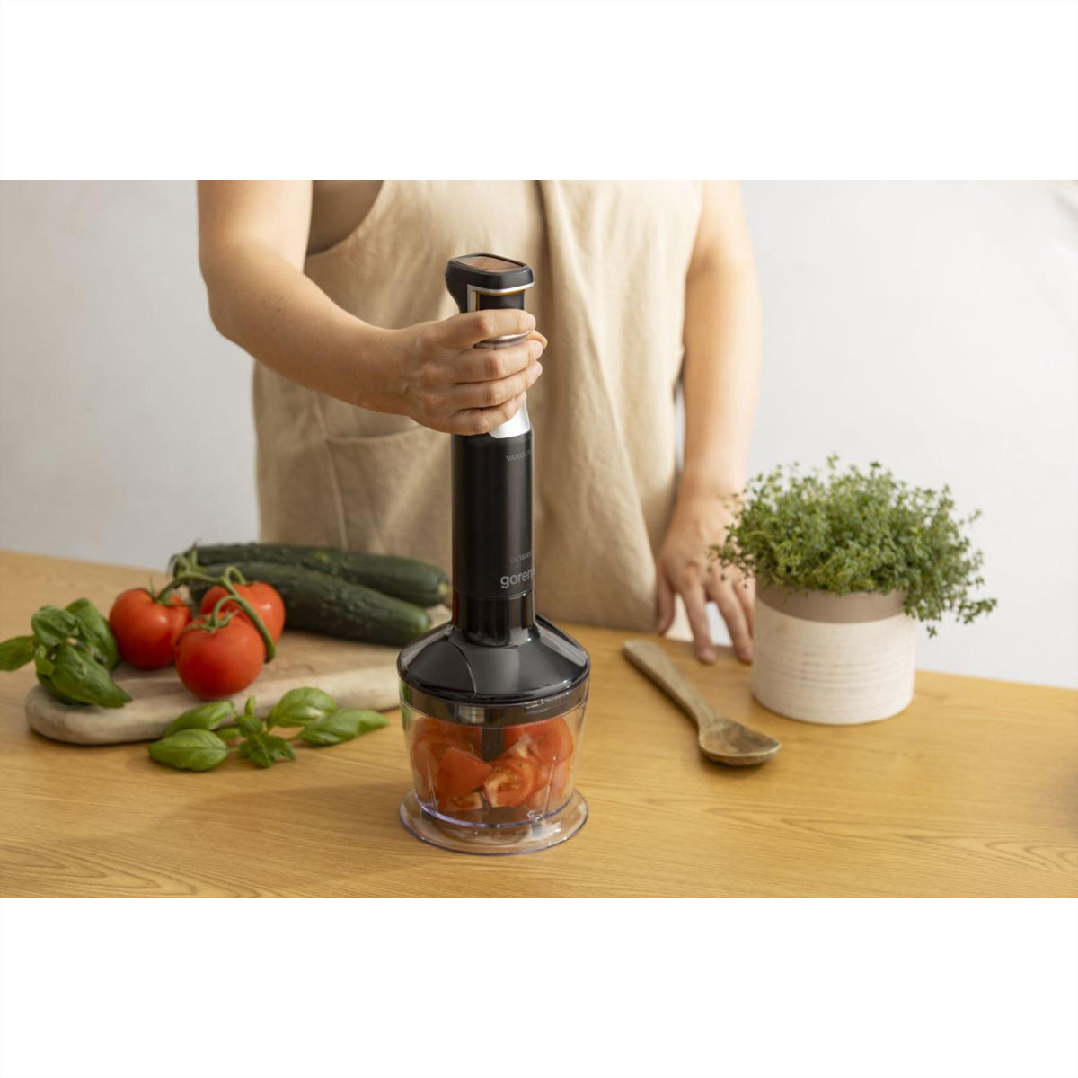 Gorenje Stabmixer HBX1500VX – 1500 W, 0,5 l Zerkleinerer, Schneebesen – schwarz/grau