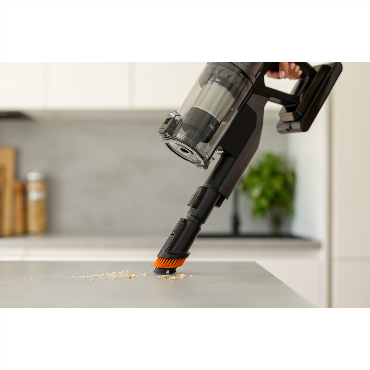 Gorenje Kabelloser Staubsauger NEOEXPERT SVC296749NEBL, mit Absaugstation, 2-in-1 – 60 min, 190 AW, Behälter 0,6 l