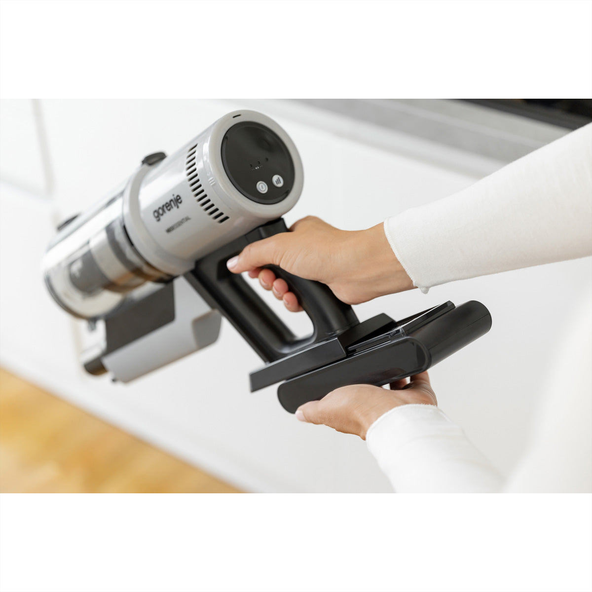 Gorenje Kabelloser Staubsauger SVC222230AEW, 2-in-1 – 40 Min., 25 AW, Behälter 0,7 l
