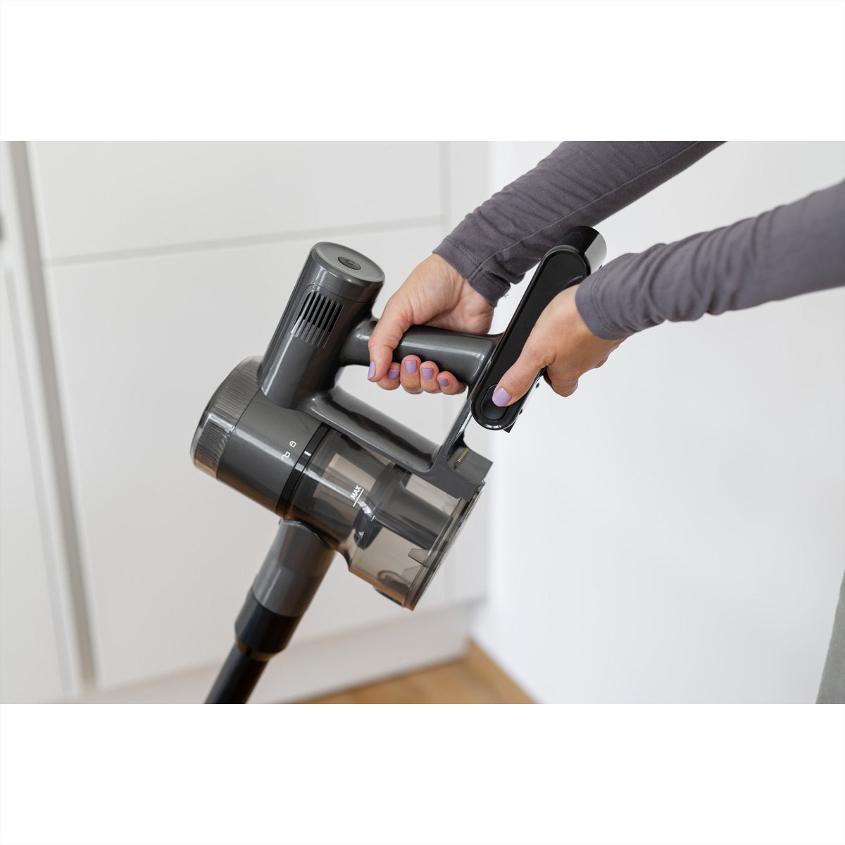Gorenje Kabelloser Staubsauger SVC222480AA AIR, 2-in-1 – 30 min, 70 AW, Behälter 0,70 l