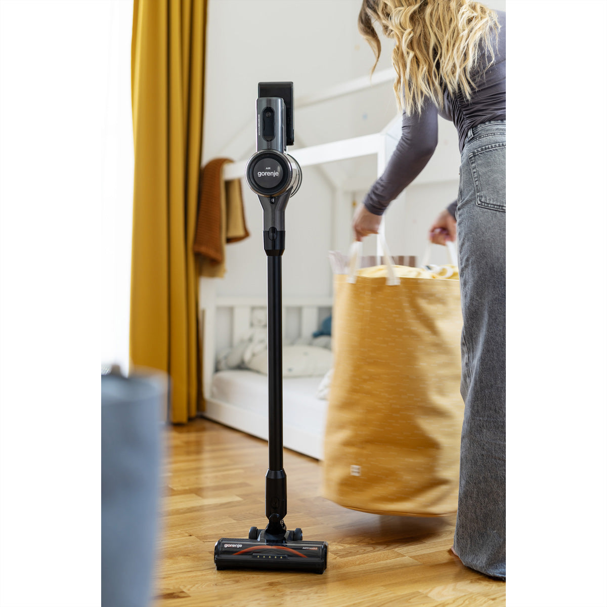 Gorenje Kabelloser Staubsauger SVC222480AA AIR, 2-in-1 – 30 min, 70 AW, Behälter 0,70 l
