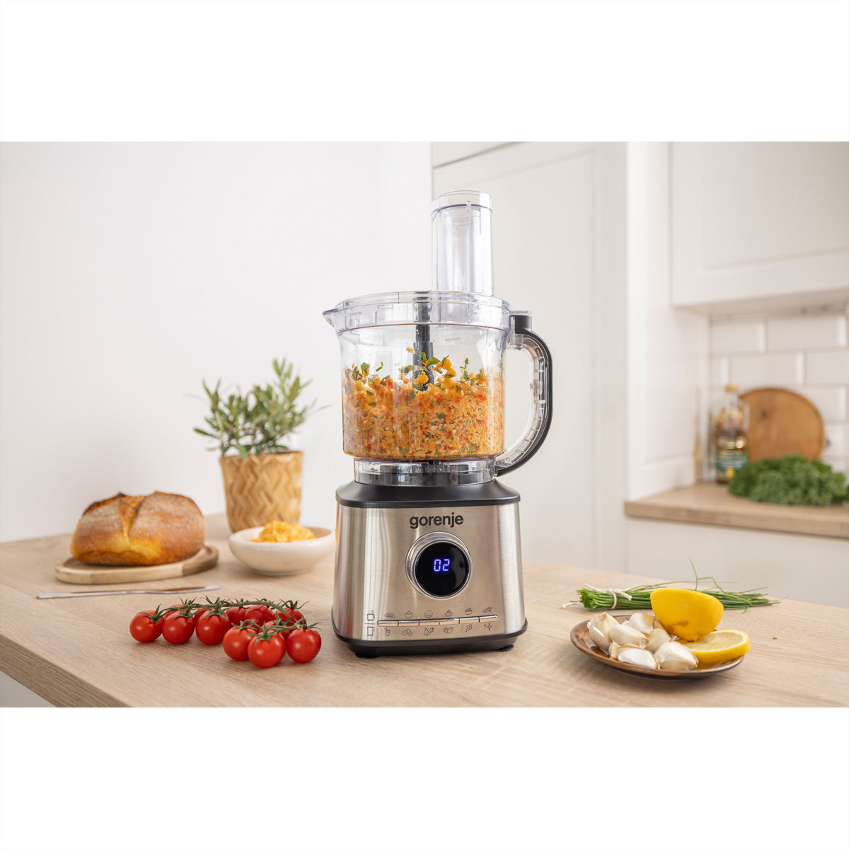 Gorenje Kompakte Küchenmaschine SBR1500E – 2 l Schüssel, 1,75 l Mixer, 1500 W – Weiss/Edelstahl