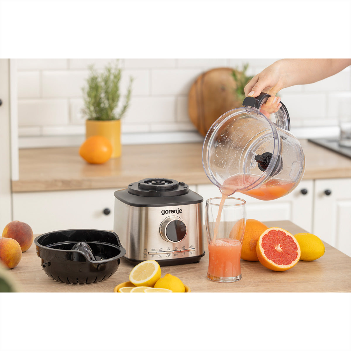 Gorenje Kompakte Küchenmaschine SBR1500E – 2 l Schüssel, 1,75 l Mixer, 1500 W – Weiss/Edelstahl