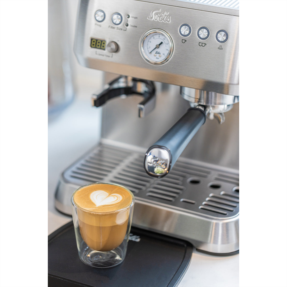 Solis Perfetta 1019 Kaffeevollautomat – 2,6 l, 16 bar, Milchaufschäumer, Silber