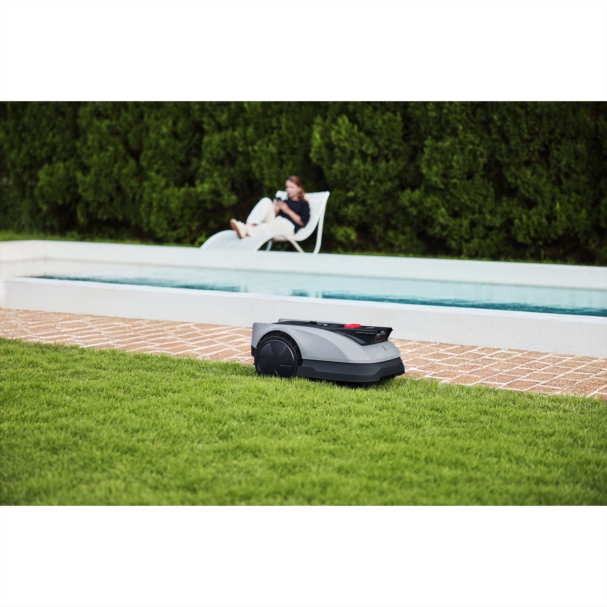 Ecovacs GOAT O600 RTK – Mähroboter – RTK-Navigation, 600 m², 19 cm Schnittbreite