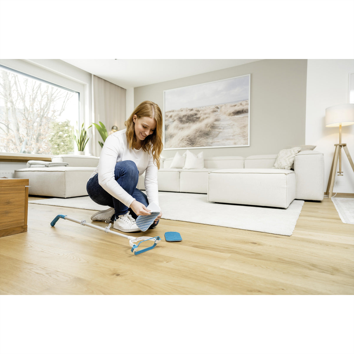 Livington MultiScrubber Reinigungsgerät – Akku, teleskopierbar bis 105 cm, blau, 11,0 × 39,0 × 22,8 cm