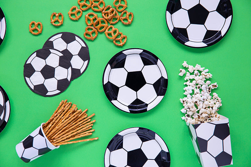 PartyDeco Teller, Papier/Karton – Ø 18 cm, Fussball, Schwarz/Weiss – 6 Stk.