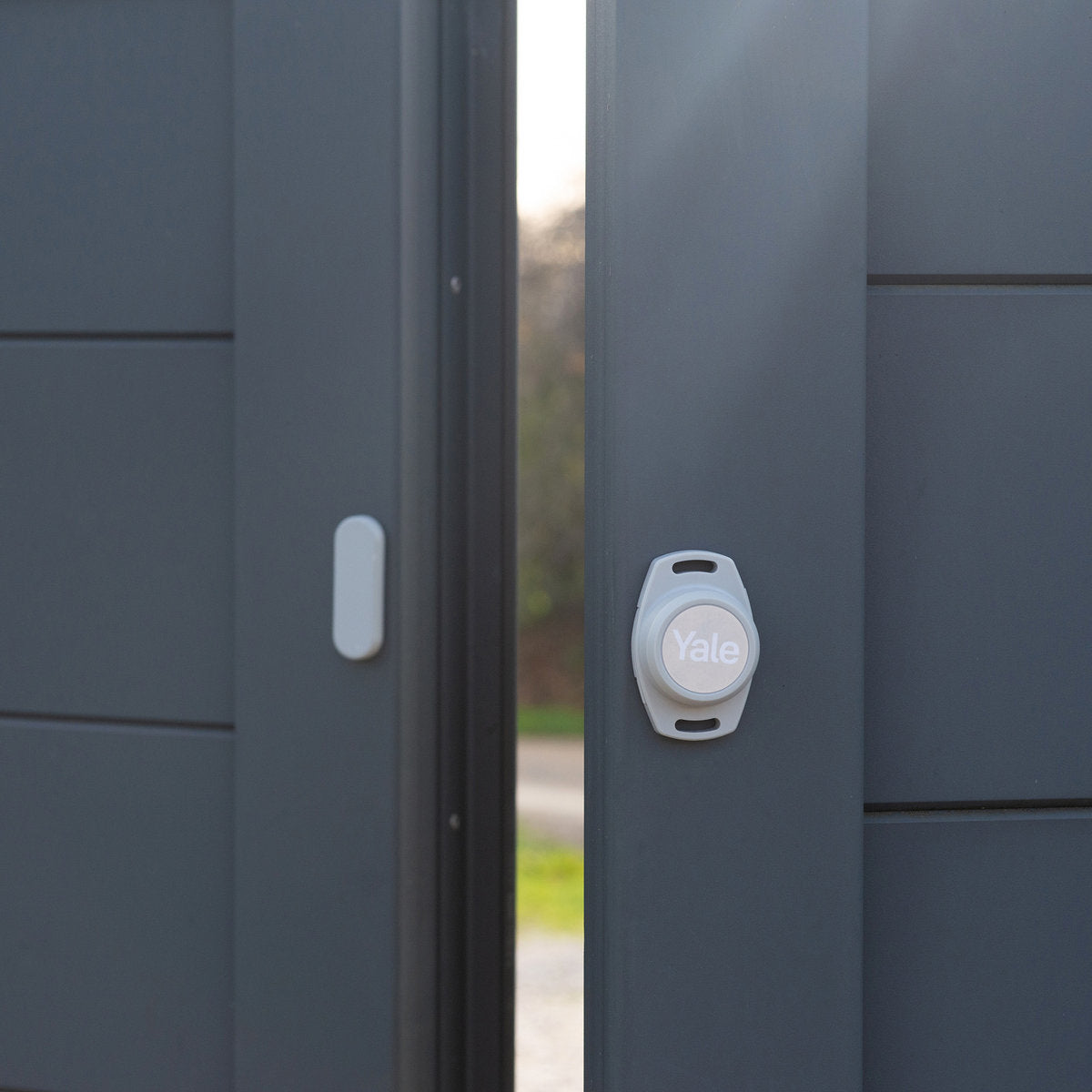 Yale Smart Positionssensor + Magnet Toröffner Türklingel-Zubehör – 40×20×3 mm, Schwarz/Grau