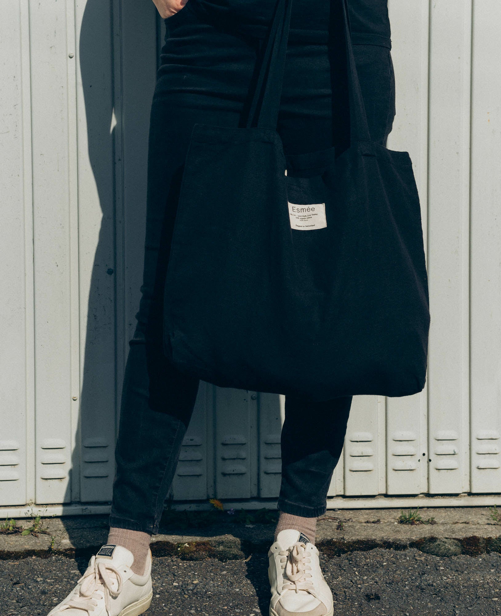 Esmée Stofftasche, Baumwolle/Leinen, Schwarz, 470×400×50 mm, Lange Henkel