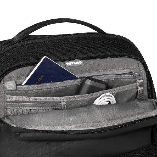 Incase City-Rucksack A.R.C. Commuter – mit Tabletfach, rPET-Polyester – Schwarz, 406,4 × 482,6 × 127 mm