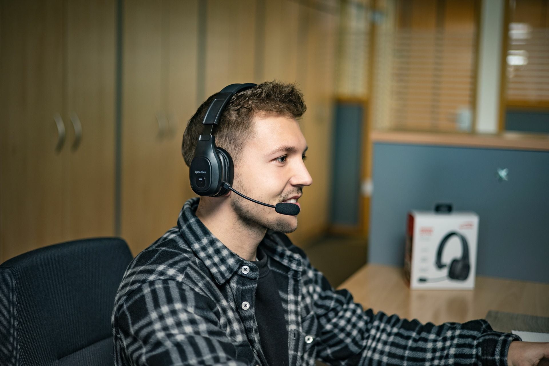 SPEEDLINK SONA BT SL870300B – On-Ear Gaming-Headset – Bluetooth, Noise-Cancelling-Mikrofon – Schwarz – bis 40