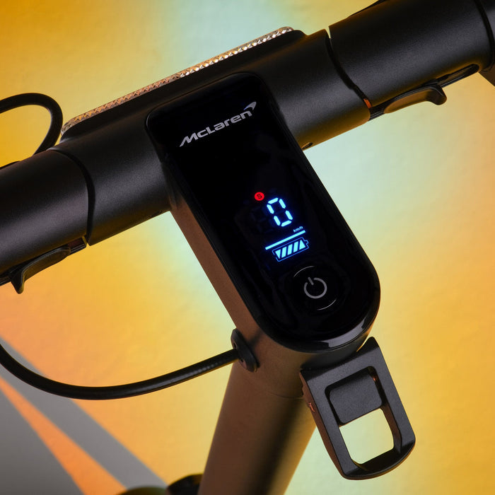 Pure Electric x McLaren – E-Scooter – 500 W, 10", 25 km/h, Reichweite bis 40 km, 432 Wh, schwarz