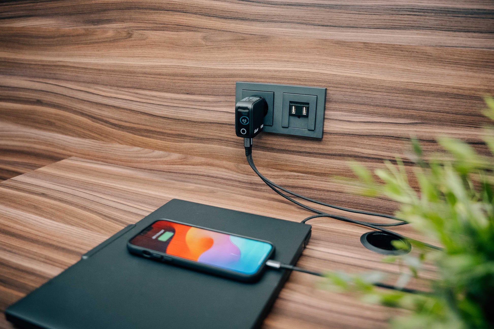 Verbatim 30238 USB-Ladegerät 65 W – USB-C×2, USB-A×1 – PD 3.0, PPS, QC 3.0 – GaN – EU/UK/US-Stecker – Schwarz
