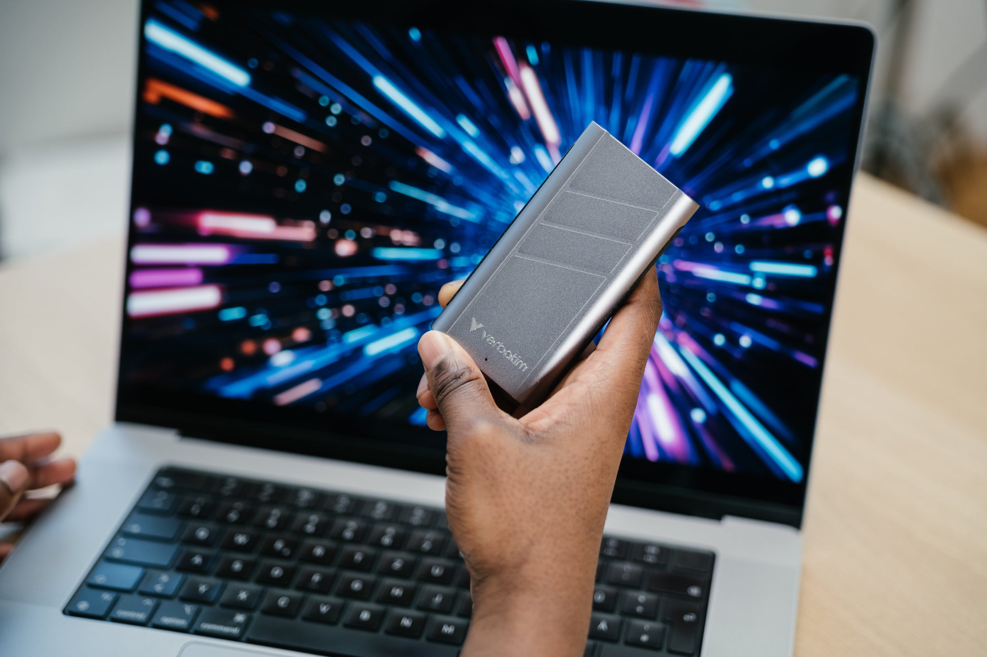Verbatim TurboMetal – 2 TB SSD, USB4 Gen 2x2 (40 Gbit/s), USB‑C
