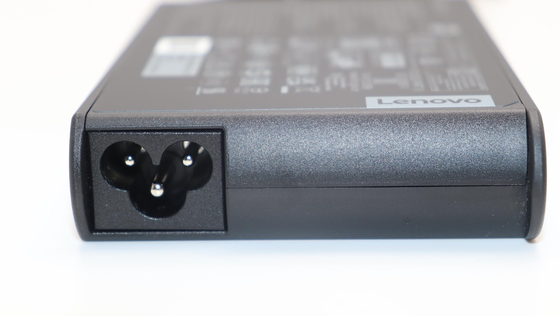 Lenovo 5A11K67847 Netzteil 135 W – AC‑DC, 20 V – für Lenovo ThinkPad – schwarz