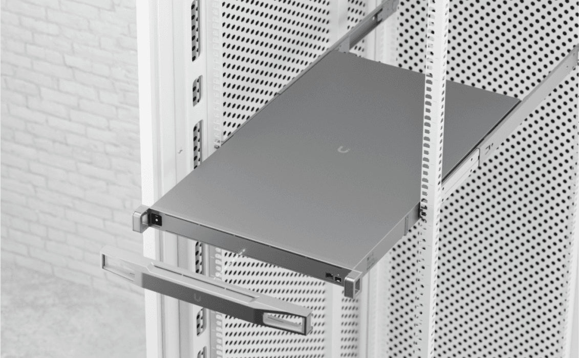 Ubiquiti CK-Enterprise – Server Barebone – 1U, Xeon 5218, 32 GB, 3×10G