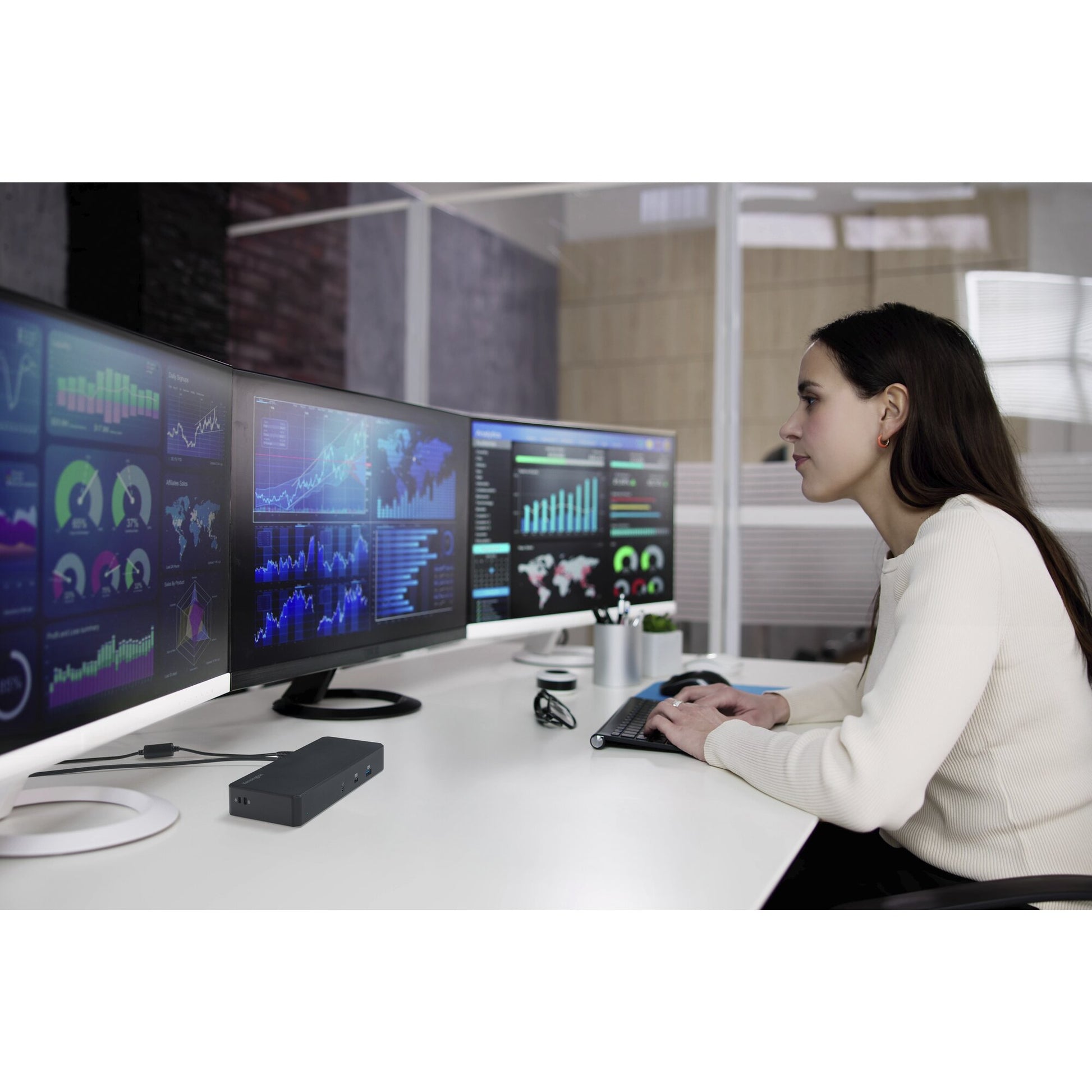 Kensington SD4843P Dockingstation – USB4, 2× DP, 1× HDMI, 4× USB-A, 3× USB-C, 100 W PD, GbE, für Windows 10+