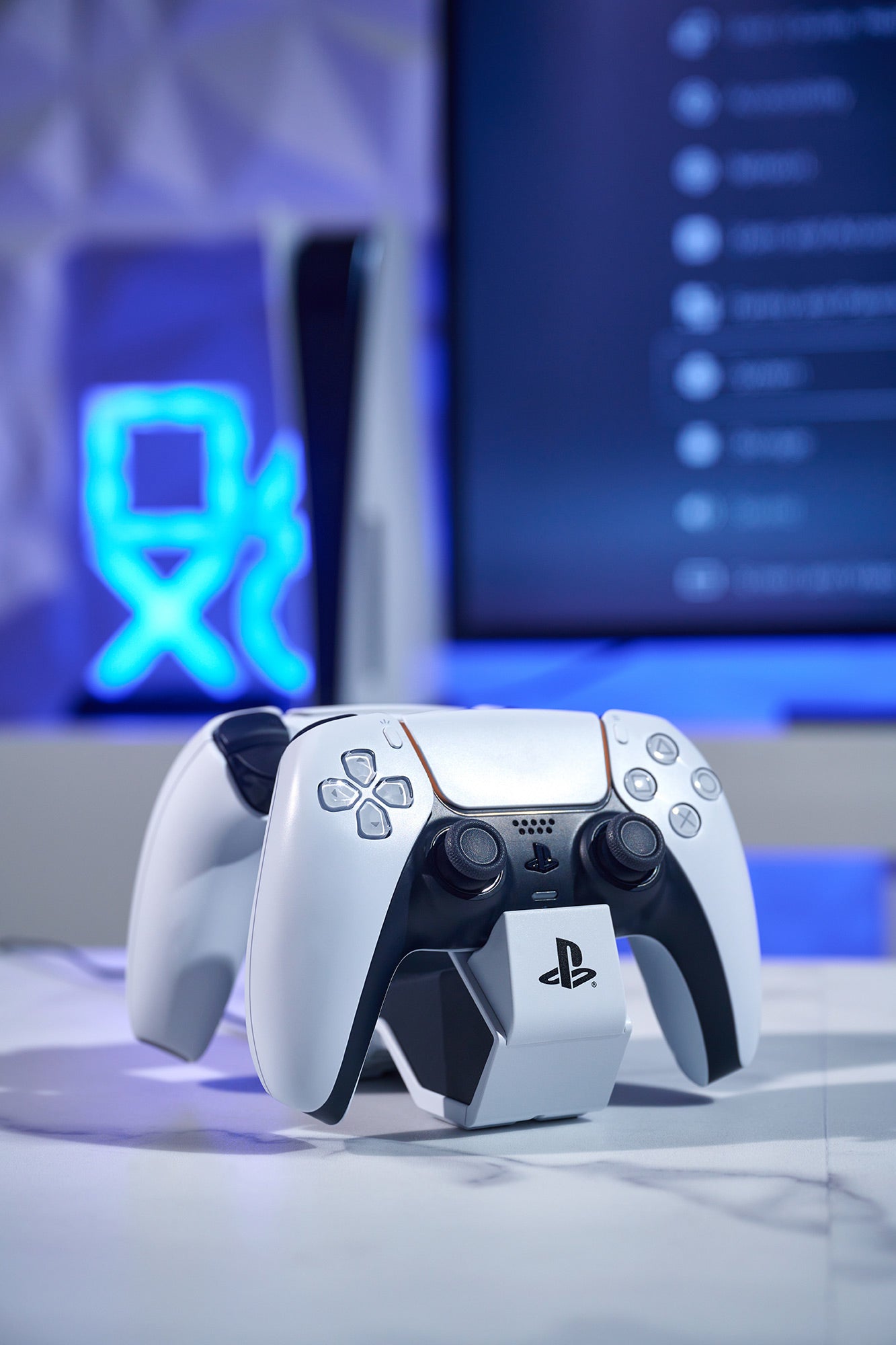 PowerA Doppelladestation 1522855 – lädt 2 DualSense-Controller, mit AC-Netzadapter – für PlayStation 5