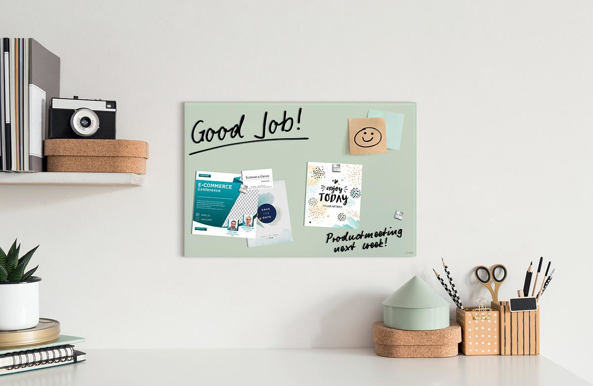 Sigel Whiteboard – 60 × 40 cm, Glas, magnetisch, Wandmontage, inkl. Magnetwürfel, Montagesatz