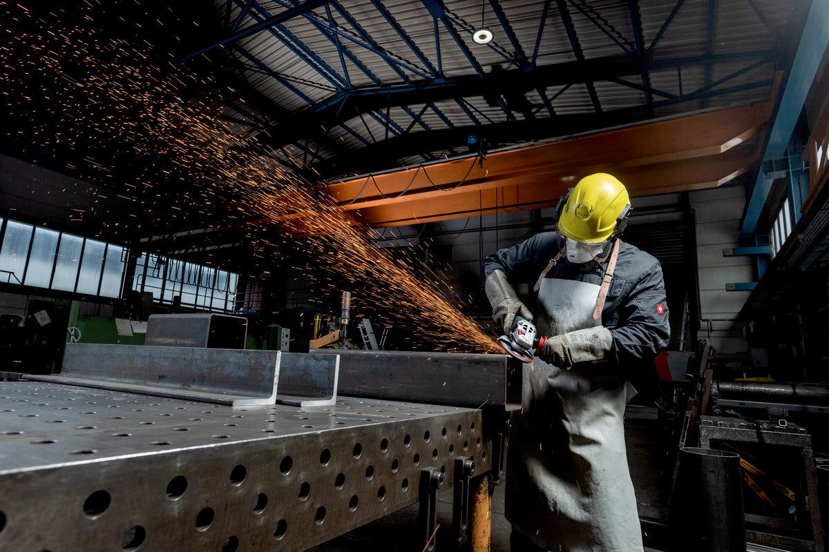 Metabo WEV 19-125 Q M-Brush – Überlastschutz, Kabellänge 4 m