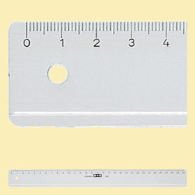 M+R Lineal – Kunststoff – 40 cm – geprägte Skala – transparent