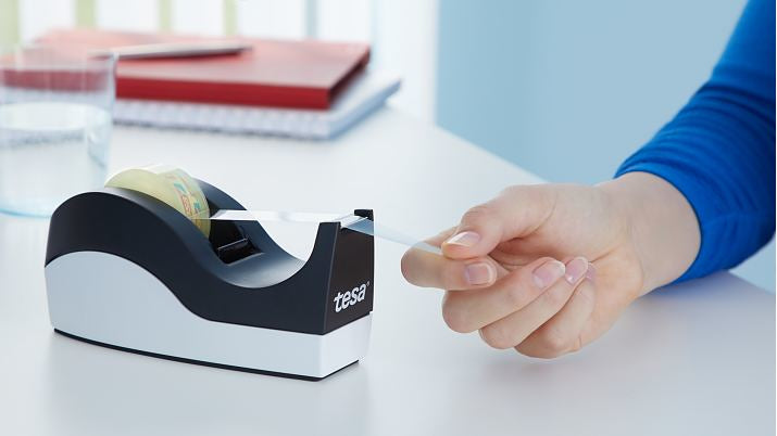 tesa Tischabroller Easy Cut – für Rollenbreite bis 19 mm, für Bandlänge bis 33 m, rutschfest, Metallmesser