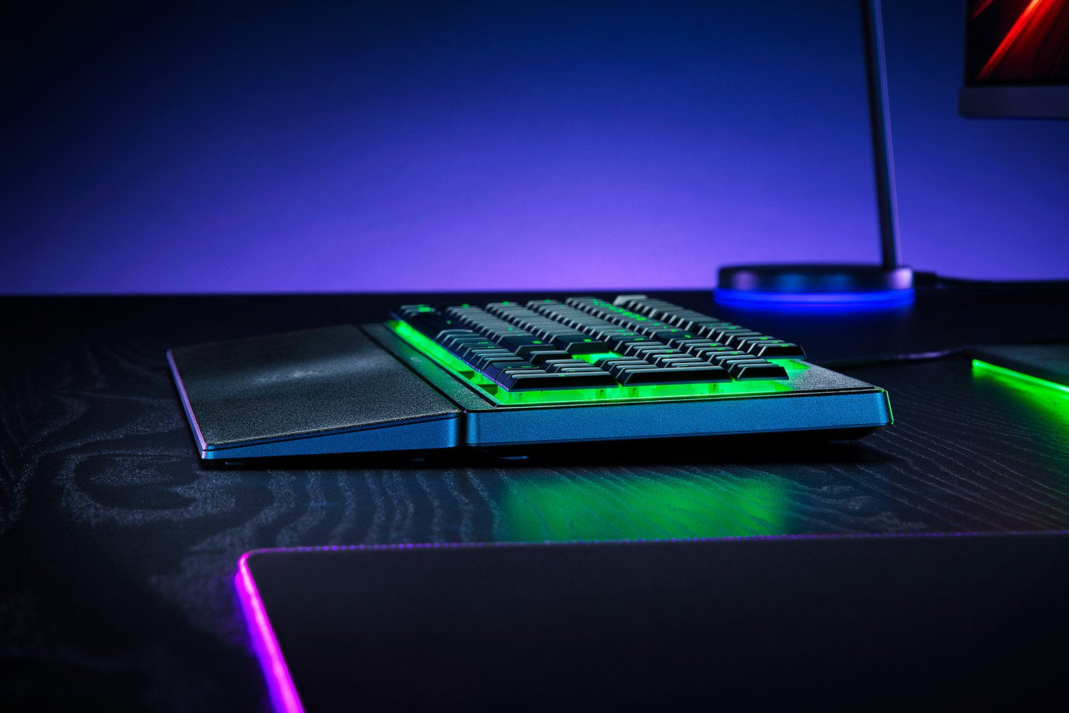 Razer Ornata V3 X – Gaming-Tastatur – Membran – kabelgebunden – USB-A – QWERTZ (CH) – RGB