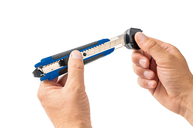 Dahle Cutter Pro 875-21149 – Abbrechmesser, 18 mm, Auto-Lock, Kunststoff, Blau – inkl. 2 Ersatzklingen