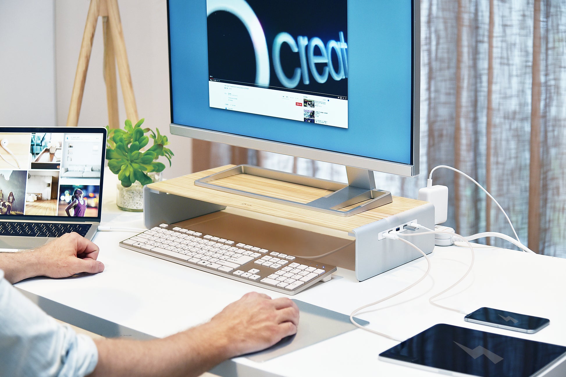 j5create Monitorhalterung, Standfuss, Dockingstation, Holz