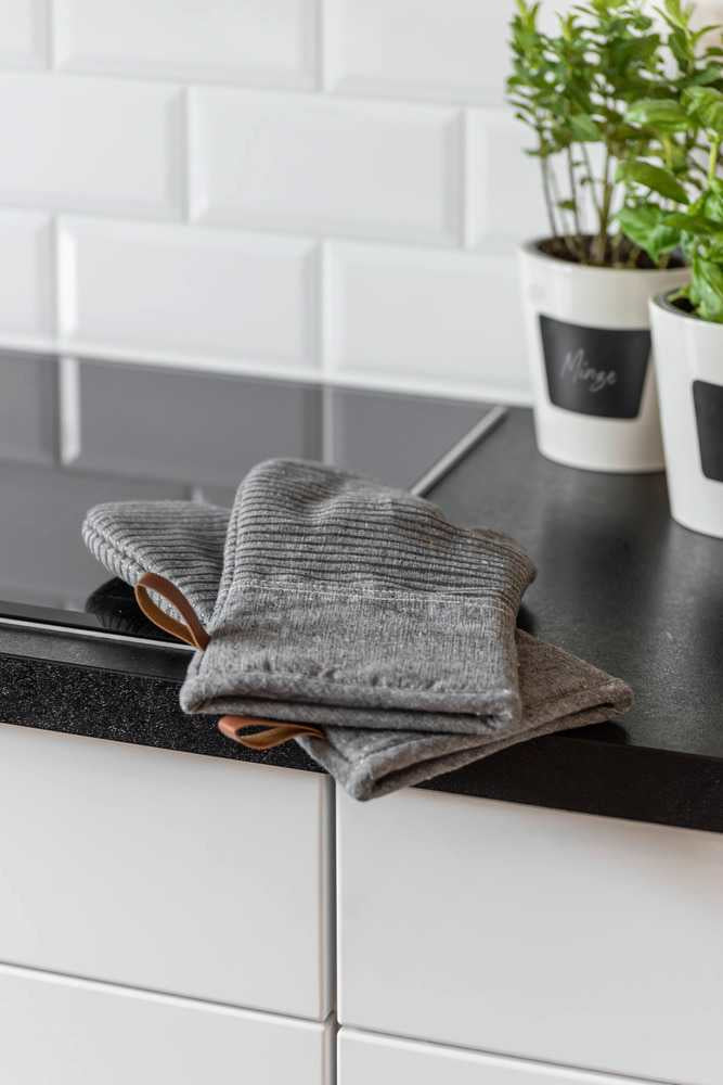 WENKO Topfhalter 17 × 3 × 33 cm, Baumwolle, Grau, 2 Stk.