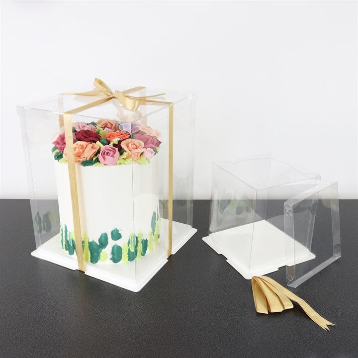 PME Tortenbox – klar – 30 × 30 × 38 cm – Kunststoff (PET) – mit goldenem Satinband