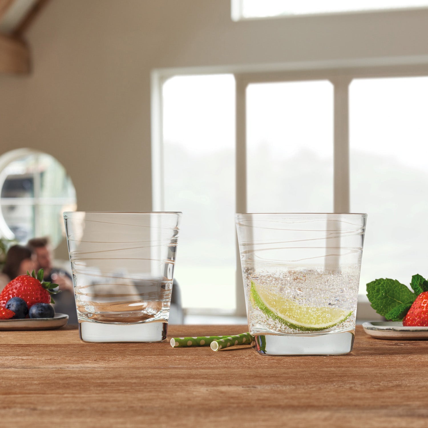 LEONARDO Trinkgläser – 6er Set, 250 ml, Ø 8,3 cm, Kalk-Natron-Glas, Transparent, spülmaschinenfest