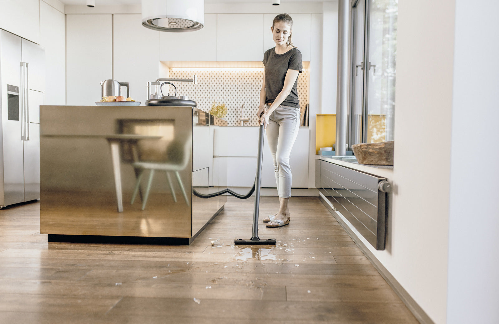 Kärcher Absauganlage WD 2 Plus S V-19/4/18/C – 2-in-1, 1000 W, 19 l, Netzbetrieb