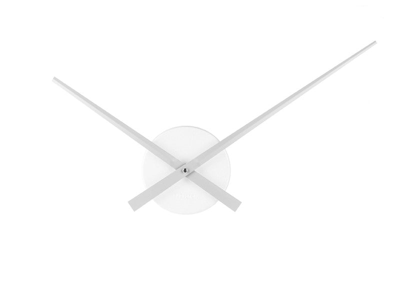 Karlsson Little Big Time Mini Wanduhr – Analog, Lautlos, Ø 44 cm, Silber, Aluminium