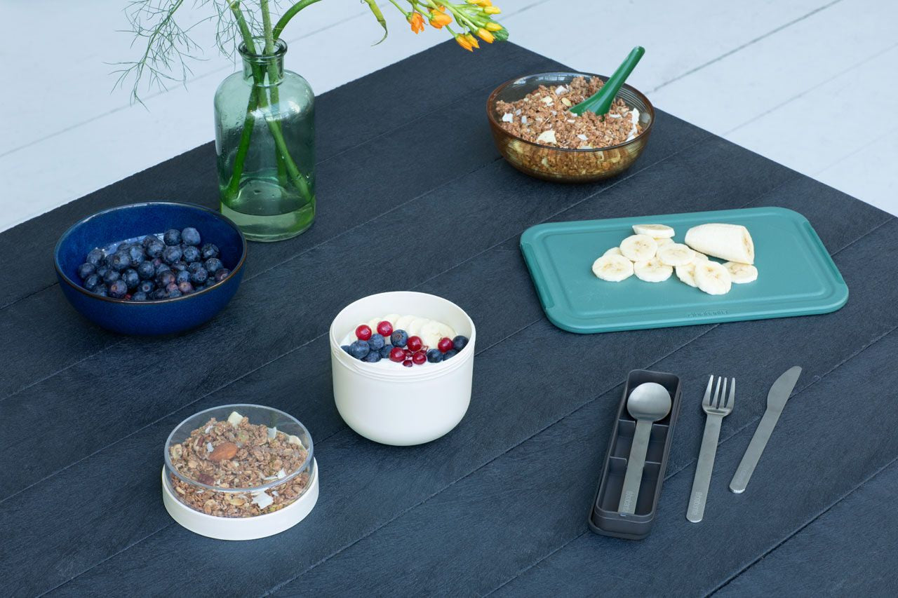 Brabantia Müeslischale Make & Take – 500 ml, Ø 11 cm, H 11,1 cm, Kunststoff, mit Deckel, spülmaschinenfest