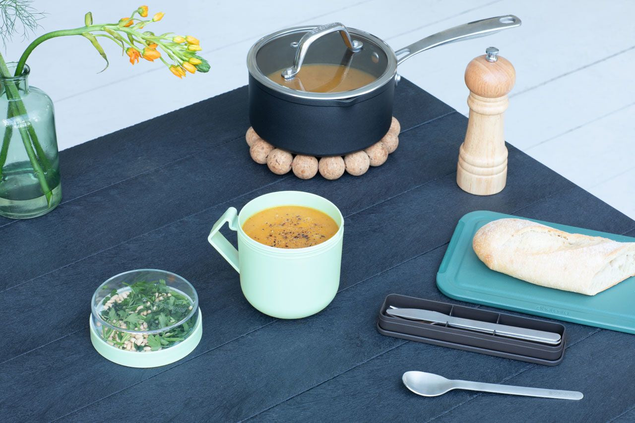 Brabantia Suppentasse Make & Take – 600 ml, 13 × 11 × 13 cm, Kunststoff, mit Deckel, spülmaschinenfest