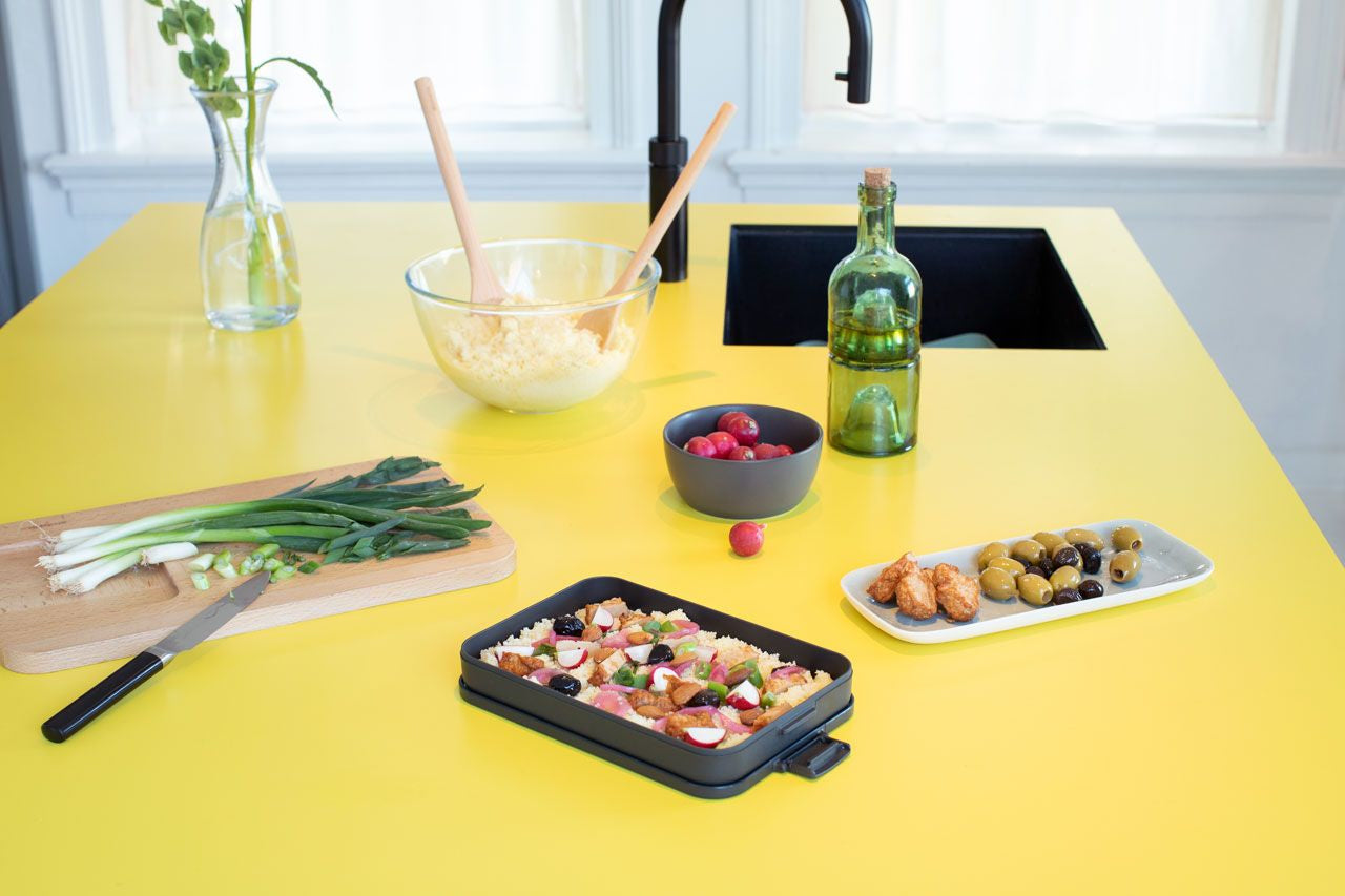 Brabantia Make & Take – Lunchbox 1,1 l, 25,5 × 16,6 × 3,7 cm, Kunststoff, Dunkelgrau