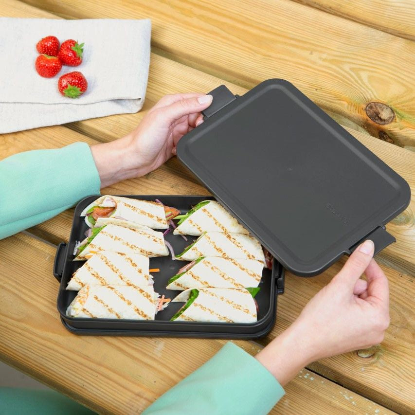 Brabantia Make & Take – Lunchbox 1,1 l, 25,5 × 16,6 × 3,7 cm, Kunststoff, Dunkelgrau
