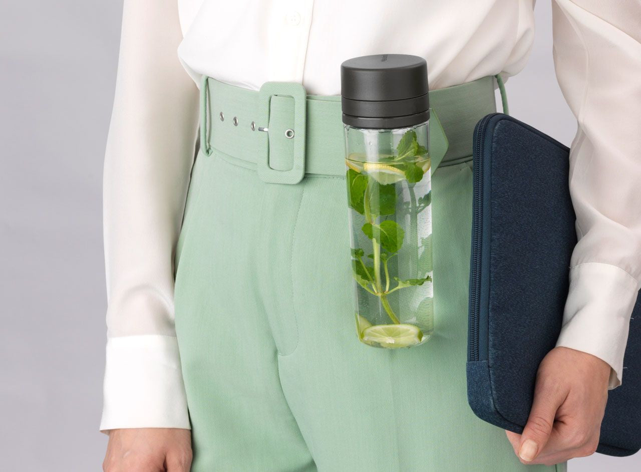 Brabantia Make & Take Trinkflasche 500 ml – Kunststoff, Schraubdeckel, Dunkelgrau