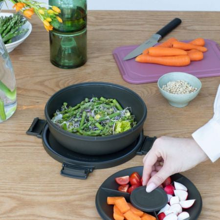 Brabantia Salatschüssel Make & Take – 1,3 l, Ø 21,0 cm, Kunststoff, mit Deckel, auslaufsicher