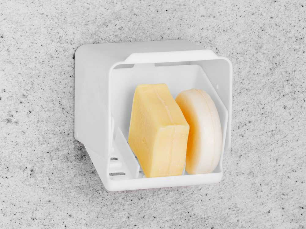 WENKO Seifenhalter Sarno – Kunststoff, Wandmontiert, 10,5×9×8,5 cm, Weiss