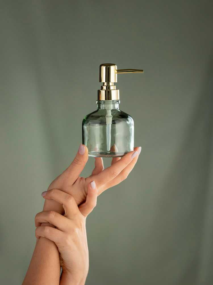 Wenko Atessa Seifenspender – Glas, Mint, 200 ml