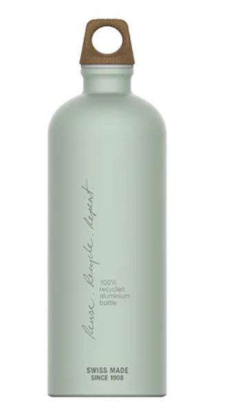 SIGG Trinkflasche 1 l – Recycling-Aluminium, Schraubverschluss, Beige