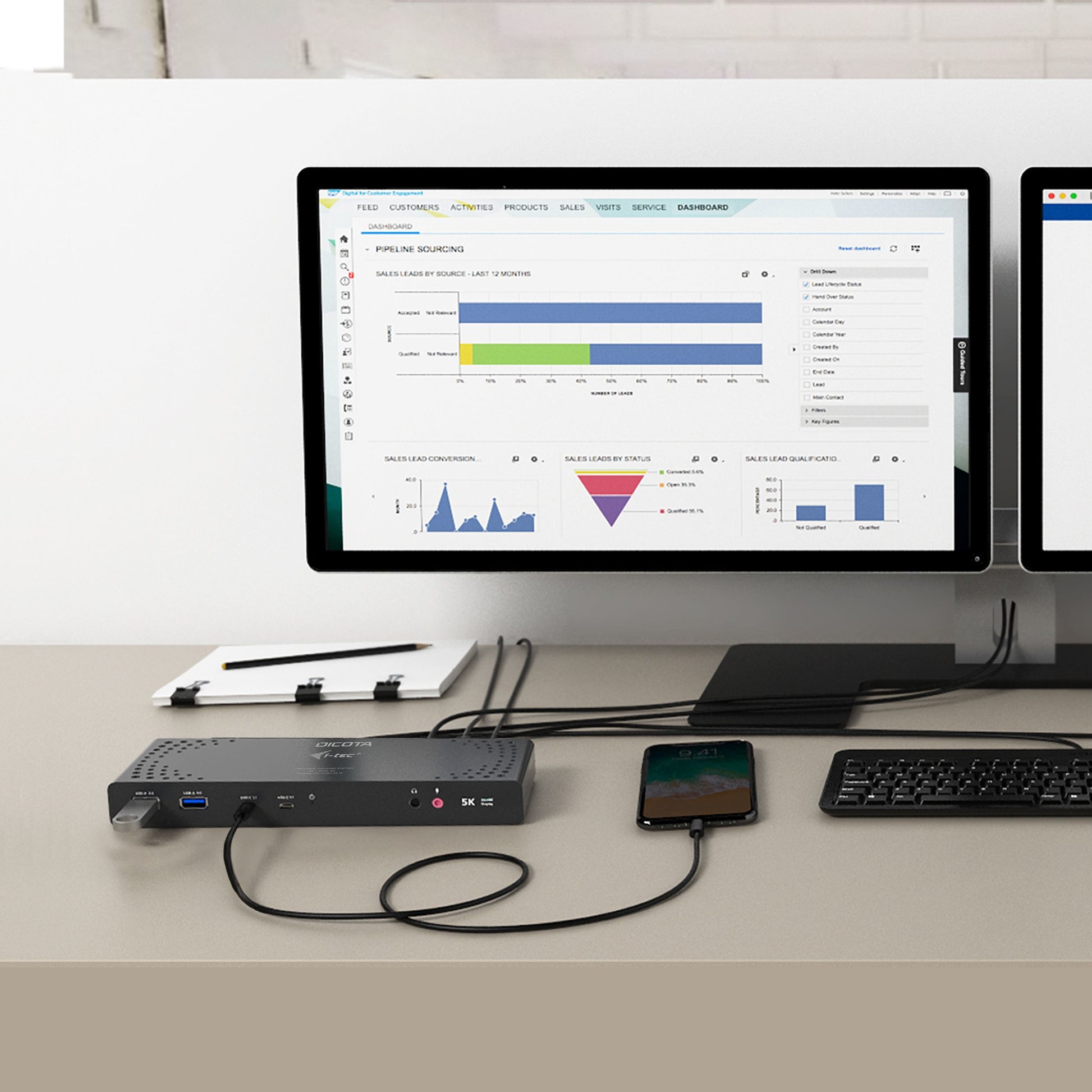 DICOTA D31952-UK Dockingstation – USB-C, 2× DP, 2× HDMI, GbE, 3,5 mm Audio, TB3 × 1, für Windows/Mac/Linux